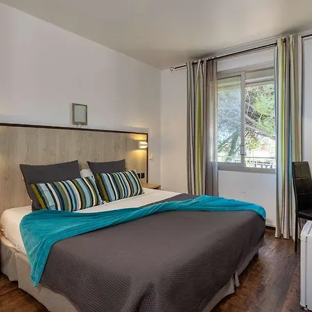 Hotel The Originals City, Azur, 3*