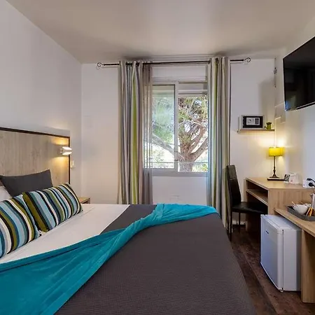 Hotel The Originals City, Azur,